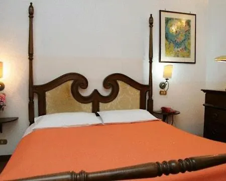 ピノッキオ ホテル