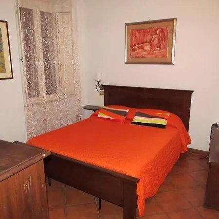 ピノッキオ ホテル フラスカティ